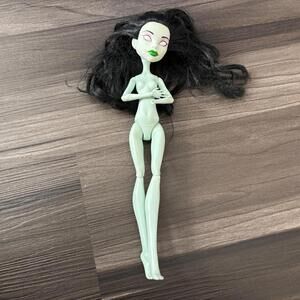 2008 Monster High Doll Scarah Screams Ghoul Missing Left Arm 11"